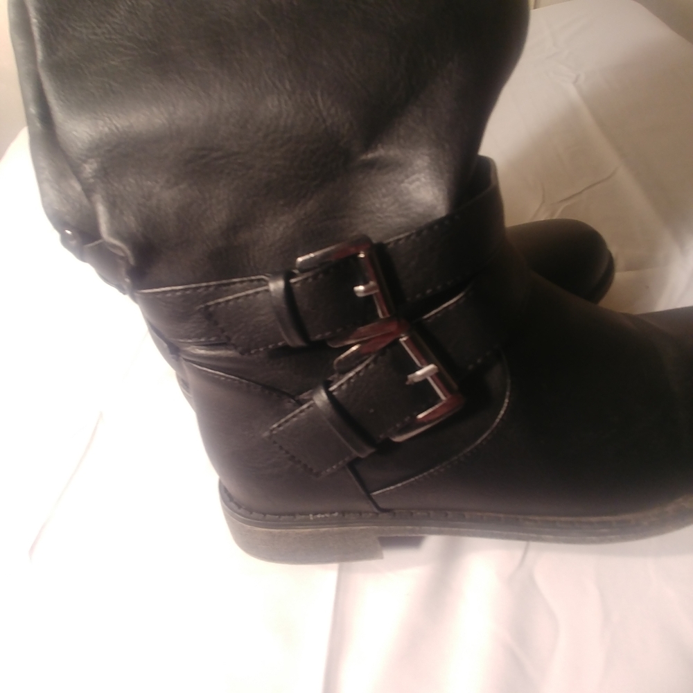 JustFab Boots 8.5